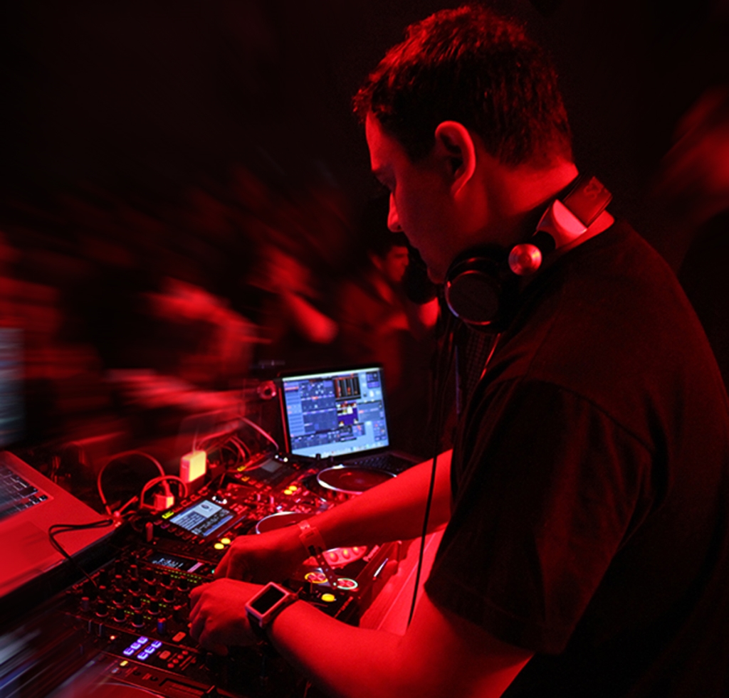 DJ Paulo Arruda
