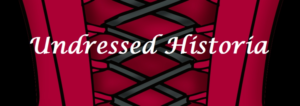 Undressed Historia