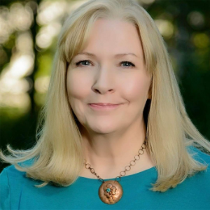 Embrace Change Radio with Kate Olson-logo