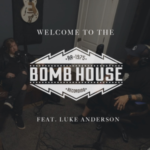 Welcome to the Bomb House-logo