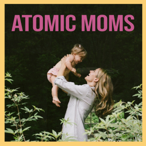 Atomic Moms-logo