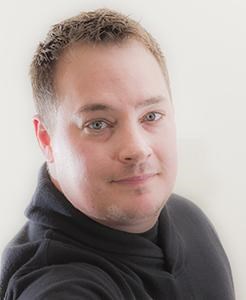 Mark Roberts-logo