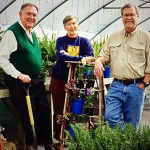 Weekend Gardener-logo