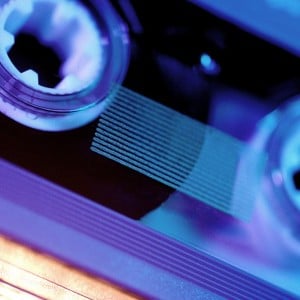 Archive on 4-logo