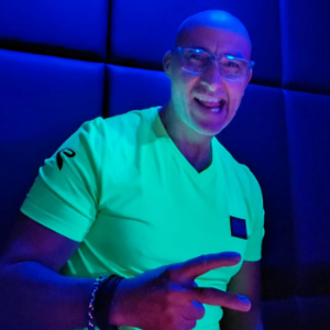 Dj Kriss Darry  Podcast Deephouse , Club, Latino & Mashup-logo