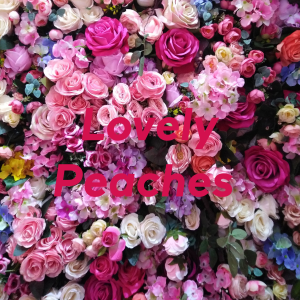 Lovely Peaches-logo