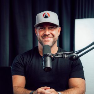 Living The Sweet Life-logo