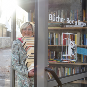 Gschichte us de "Bucher Box"-logo