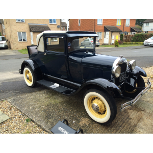 UK Classic Car Podcasts-logo