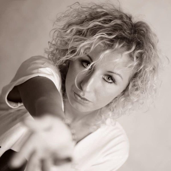 Iwona's Country Roads Iwona Poklekowska Free Radio TuneIn