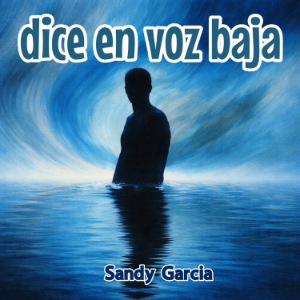 dice en voz baja