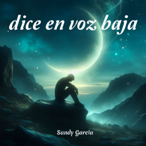 dice en voz baja