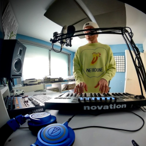 ANDRES HONRUBIA H SOUND-logo