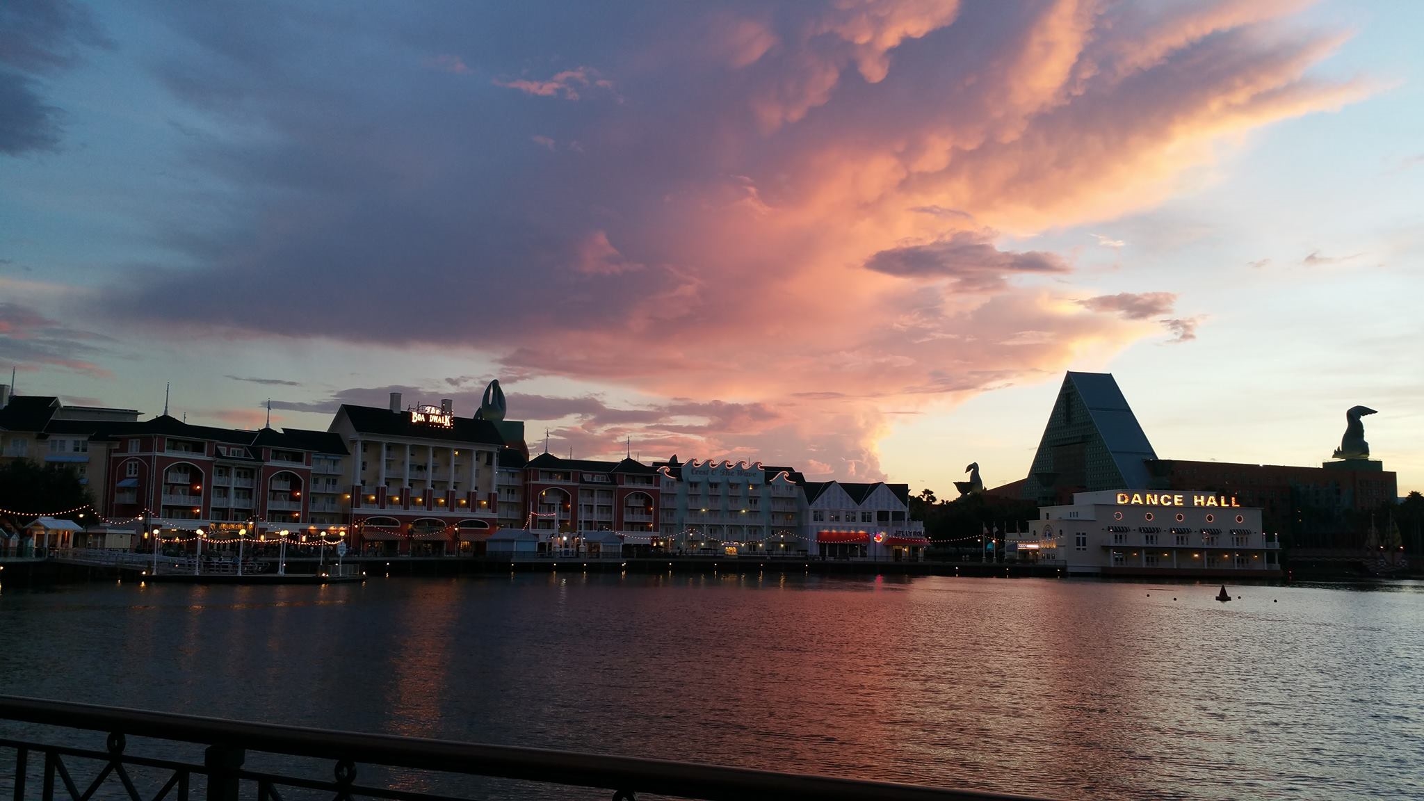 Welcome Home: A Disney Parks & DVC Podcast