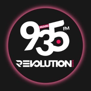 Revolution 93.5 FM-logo