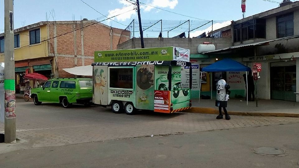 ESTEREO HITS LA OTRA CARA DE LA RADIO