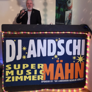 Radiokastenfrosch-logo
