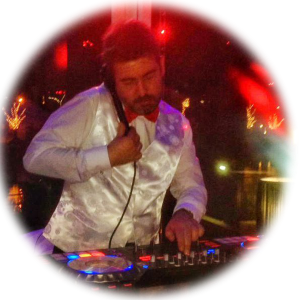 DJmat-logo