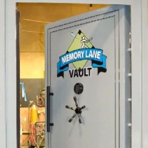 Music Vault-logo
