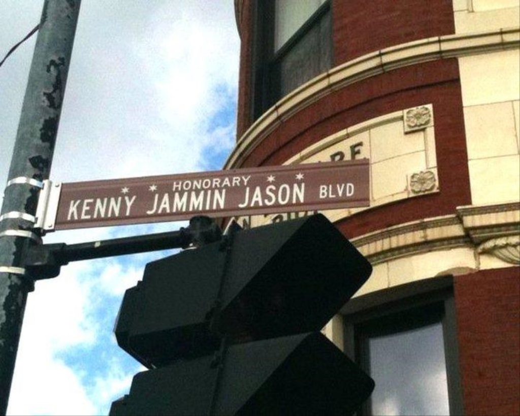 Bar Rockin' Blues- AddictedToRadio.com