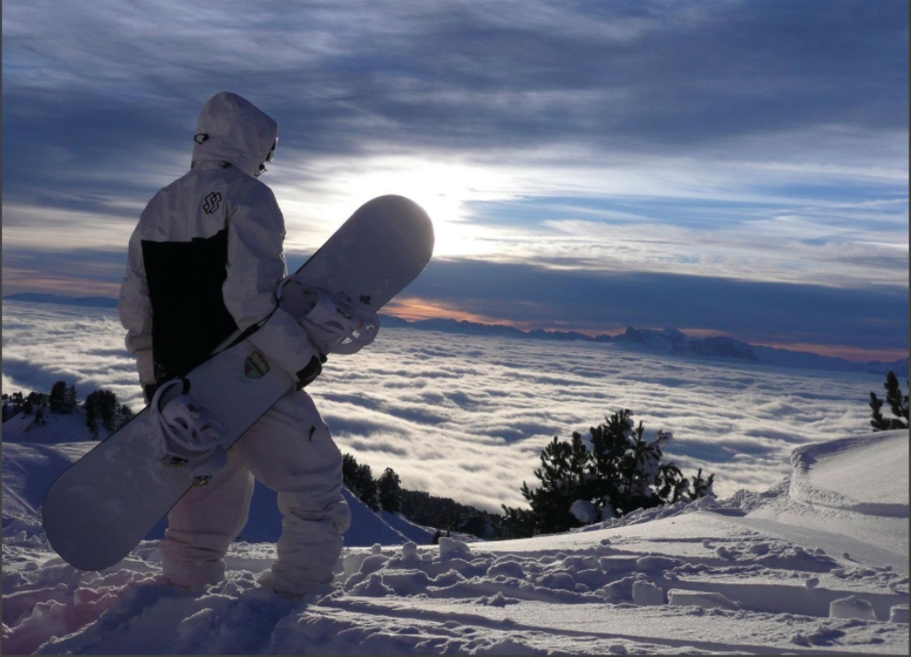 Snow FM